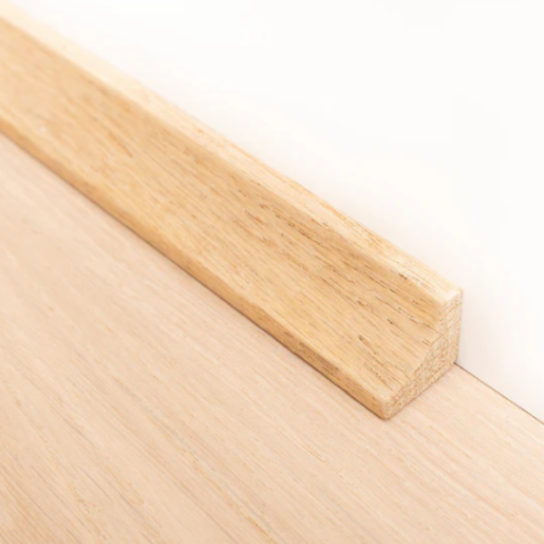 Unfinished Solid Oak Scotia Beading for covering expansion gaps, customisable to match engineered and solid wood flooring